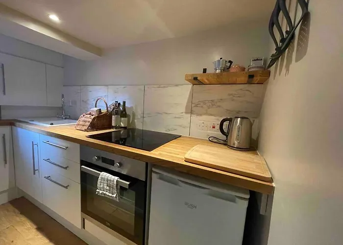 Cute Basement Studio