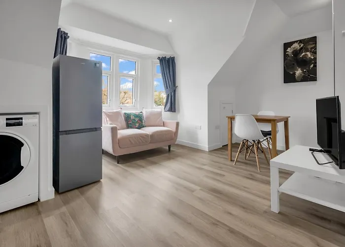 Modern Apartment In South West Wandsworth