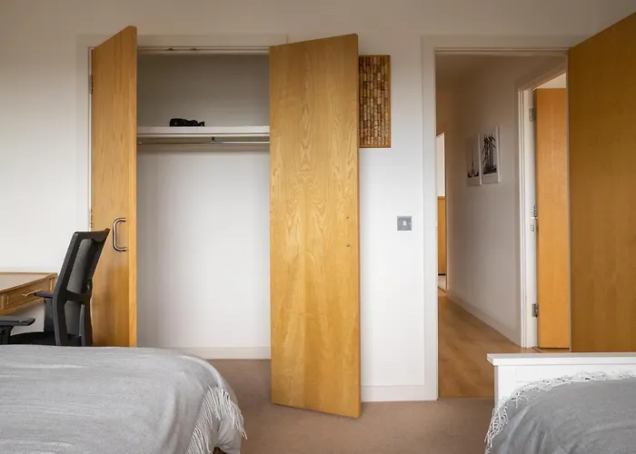 City Air Apartments - Shadwell - Great Transport Links Londra