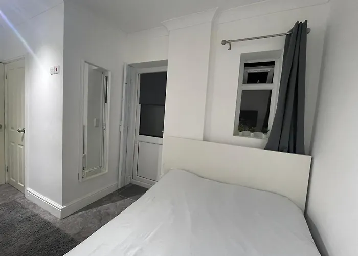 Greenwich Room