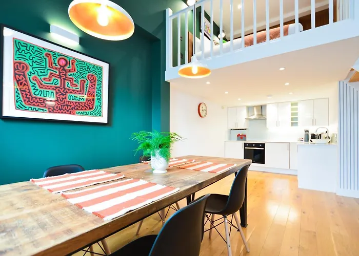 Spacious West Hampstead Apartment With Mezzanine Bedroom By Concept Apartments London