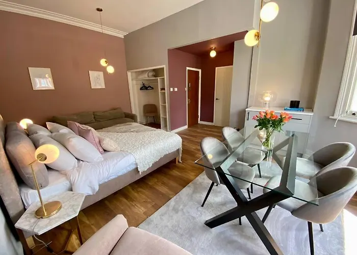 Studio For 3 Near Regents Park N5 Londra