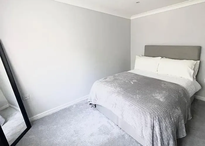 Lovely 1 Bed Apartment, 15Mins From Central London