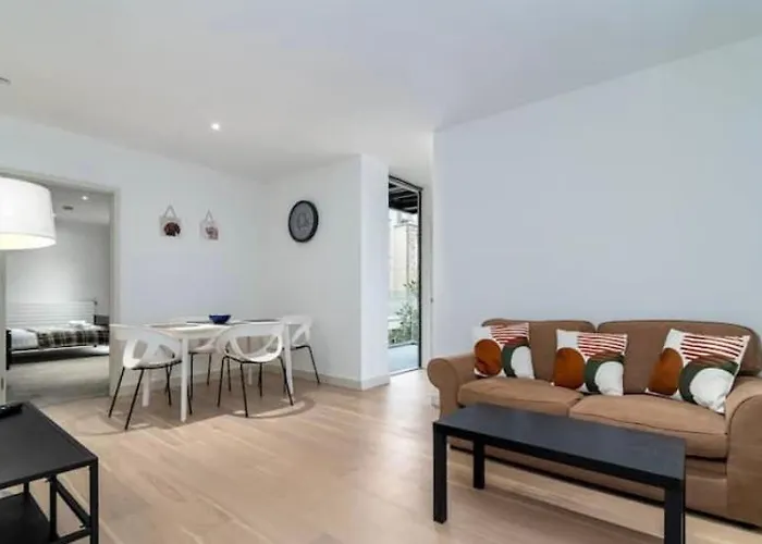 Contemporary Overlooking Barrier Park