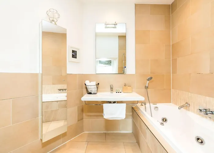 Spacious 2 bedroom / Gloucester Road / Kensington Londres