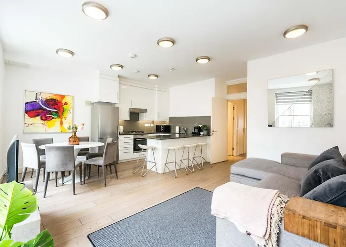 Spacious 2 Bedroom / Earls Court / Kensington