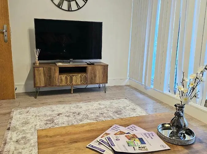 C7502, Spacious 2 Bedroom Flat In Wembley