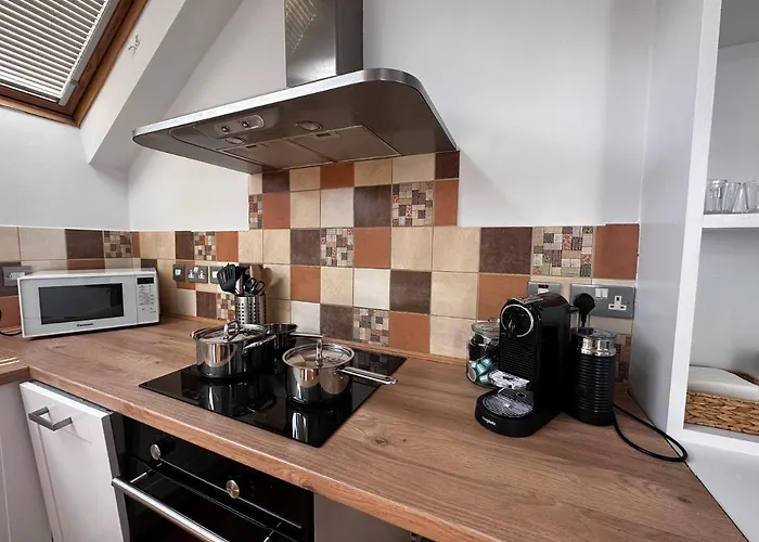 Studio Flat In The Heart Of Hampstead,