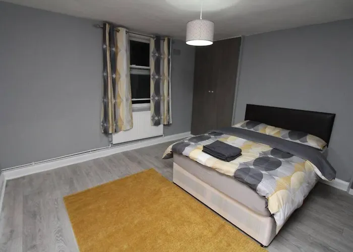 Appartamento Modern 2 Bed Close To City Londra