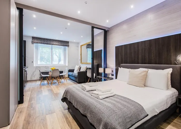 Circlelet Luxury Private Suite 1 London