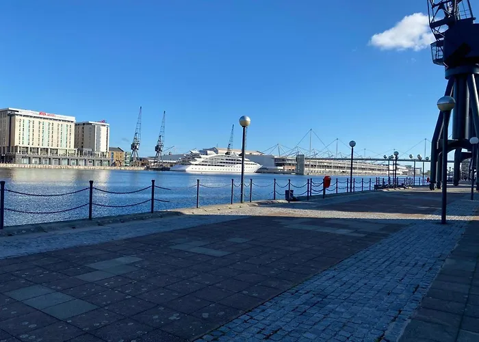 London Excel O2 Arena - Apartment With River View