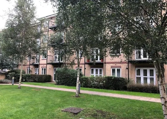 Elegant, Spacious 2Bed In Crystal Palace, London