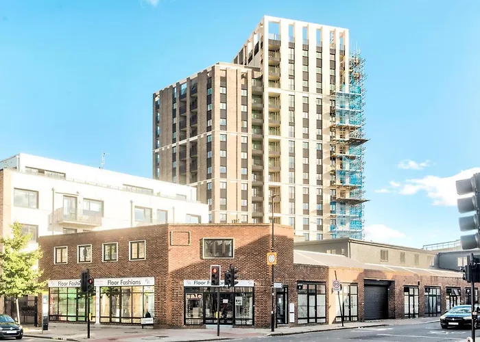 2 Bedroom Apartment In Brixton With Wi-Fi