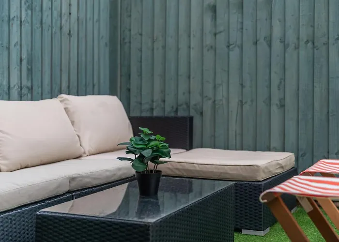Modern 3Bed Home In Battersea Long Stays Wi-Fi