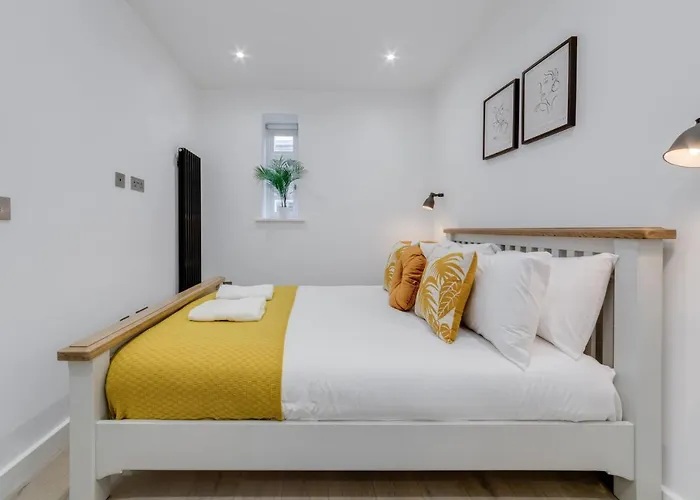 Modern 1 Bed Apartment In The Heart Of Shoreditch - Moments From Old Spitalfields Market & Liverpool Street Station Londra