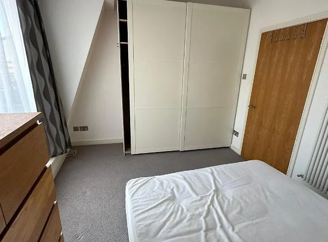 Two Br Flat 5 Mins Walk From London Eye G96