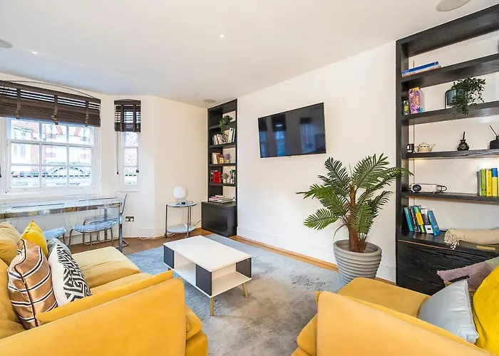 Duplex Flat With Terrace & Ac Near Oxford Street-Gsp