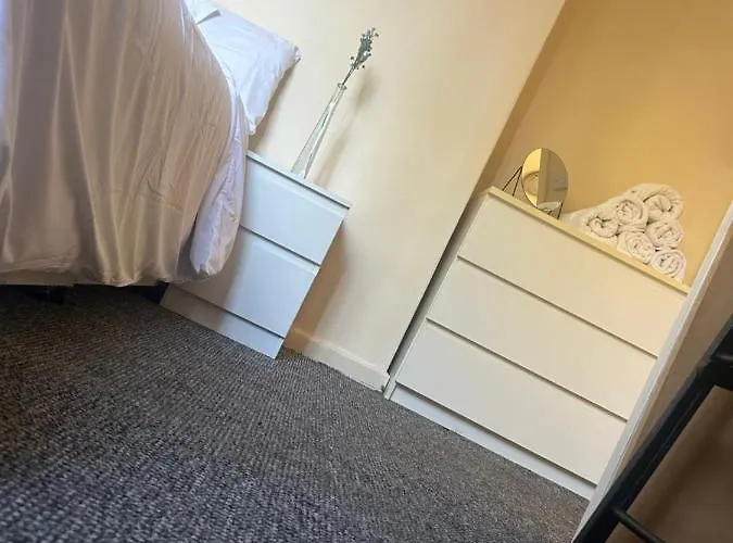 Nice Cozy Room Venus Londra