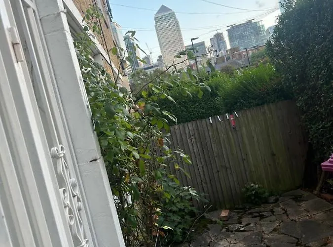 Spacious Bright Double Room London
