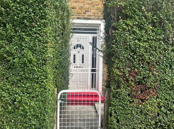 Spacious Bright Double Room