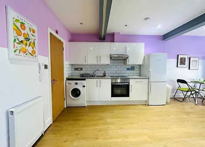 Modern Studio Near Bethnal Green