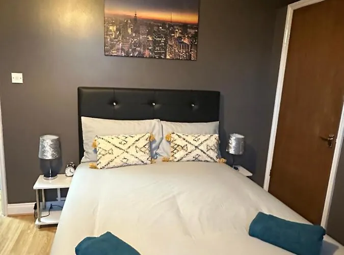Beautiful Studio Apartment No4 Forest Road London