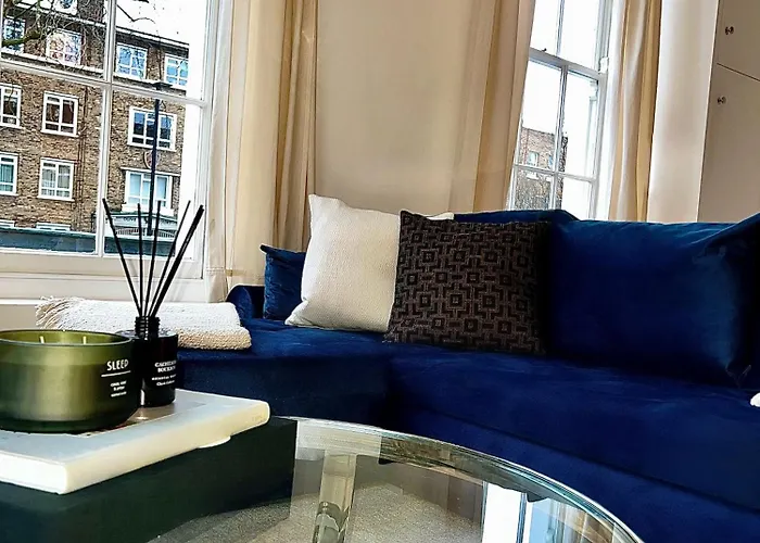 Stylish One Bedroom In The Heart Of Angel