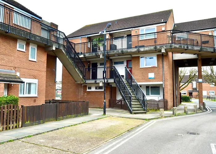 Stunning , Sleeps 4, Central London, 1 Bedroom, Zone 1, Kennington - Open For Business Stays, Long Stays And Families Relocating