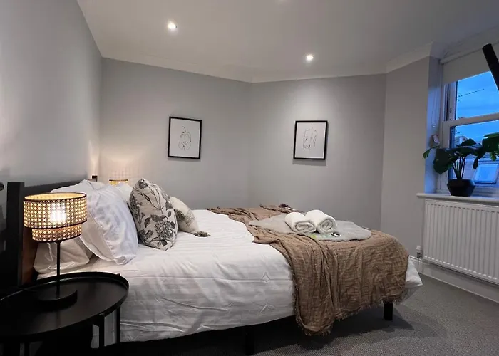 Beautiful Apartment In Camden Town London