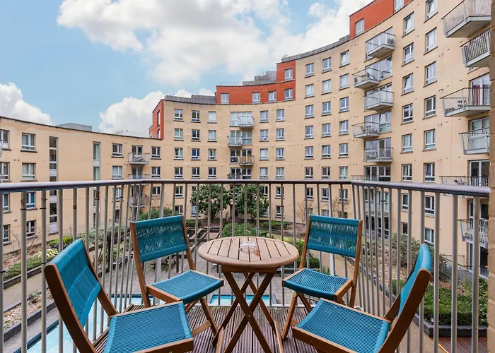 5-Star Kings Cross Home With Gym - Central London