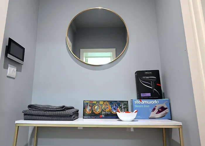 1 Bedroom Flat In Wood Green Piccadilly Line Londra