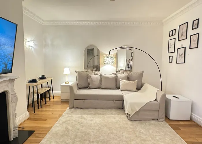 Hyde Park Corner House