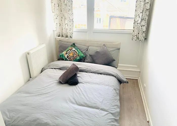 Double Room Near Tower Bridge 403