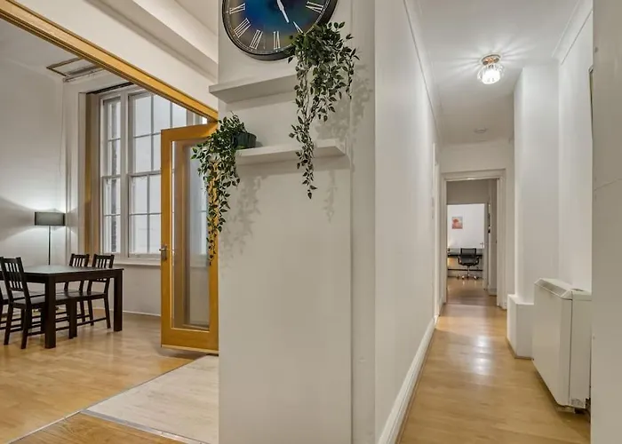 Ferienwohnung Cosy 2Br Retreat Near Paddington Station London