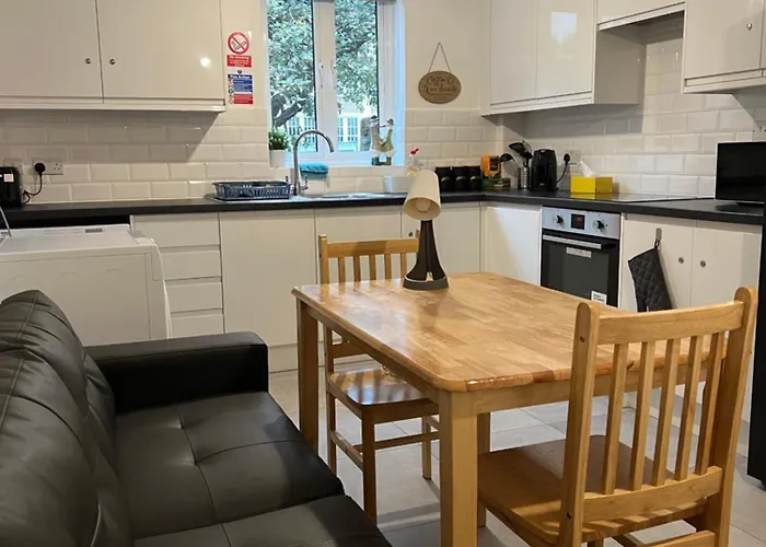 Lovely Double Rooms In Euston & Square In Central London