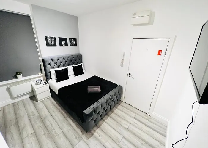 Central Studios In Top Location