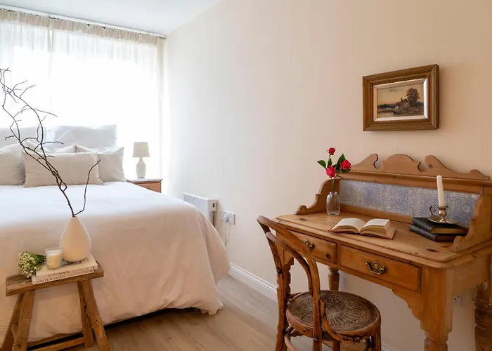North London - One Bed Flat- Entire Unit