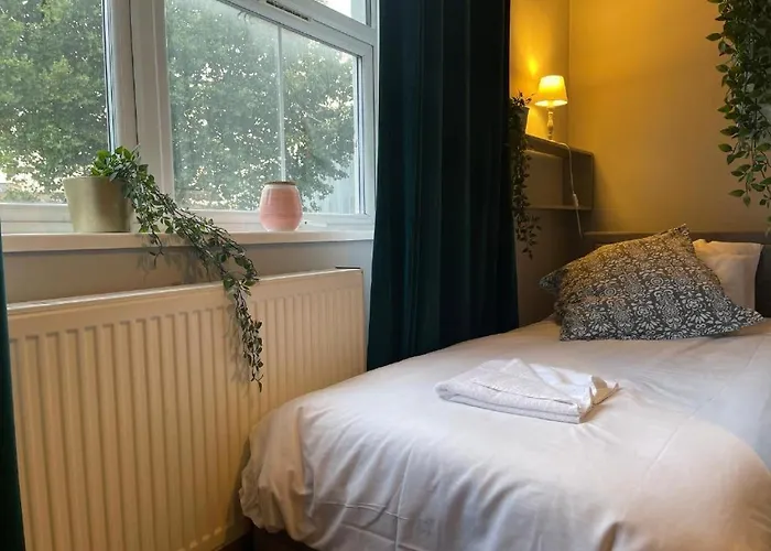 Single Bright Studio Flat In King'S Cross