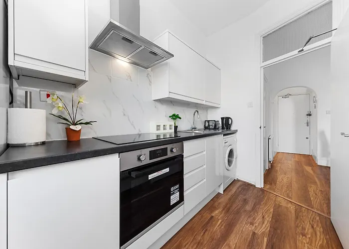 Central London Serviced Apartment - Paddington Luxury Stay - Hyde Park & Westminster