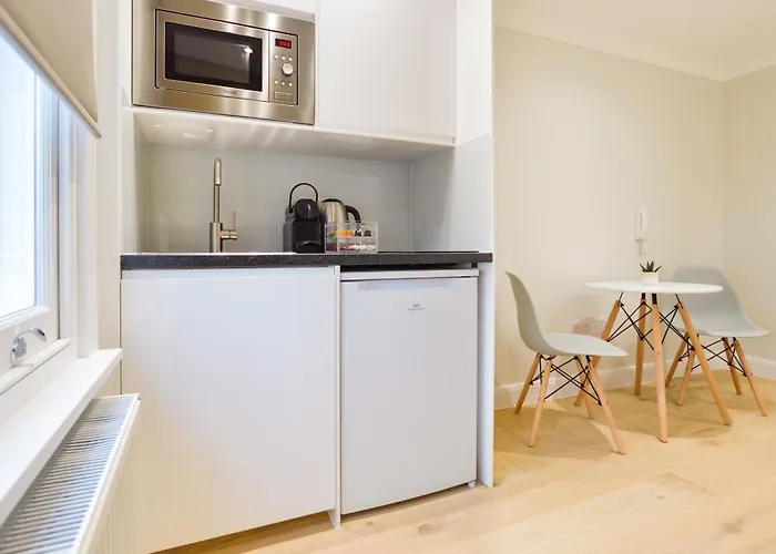 Queensborough Terrace Serviced Apartments London