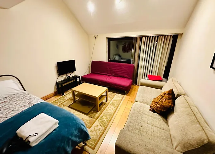 London Mackenzie Suites