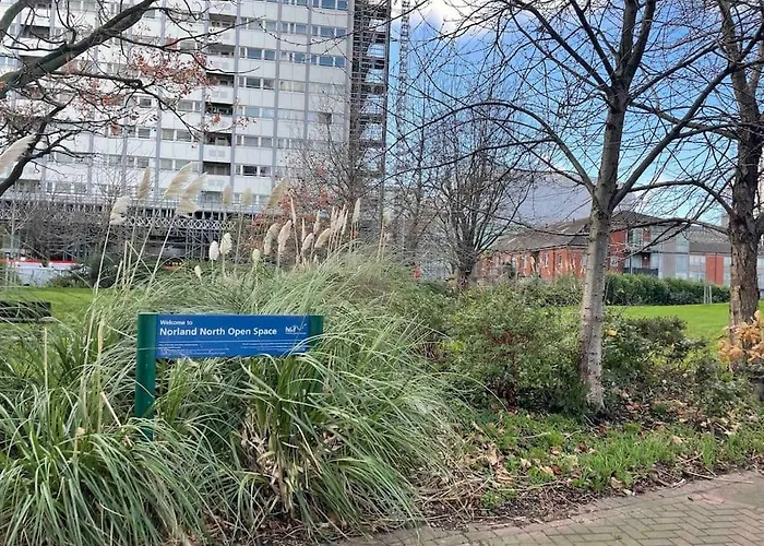 Westfield View Flat