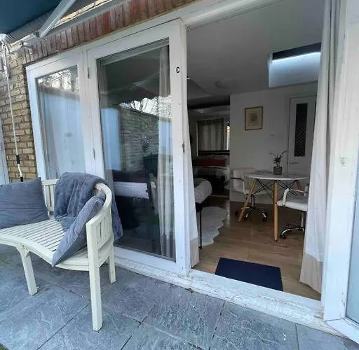 Cosy Studio On The Thames