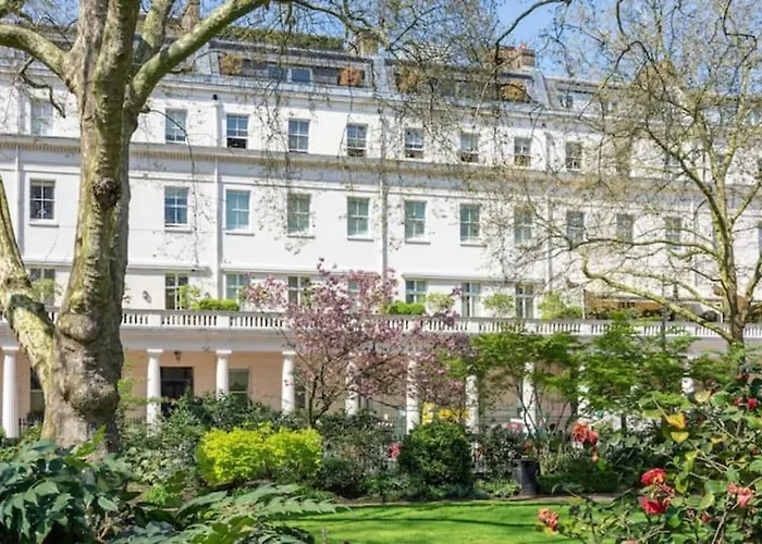 Elegantly Designed Belgravia Townhouse