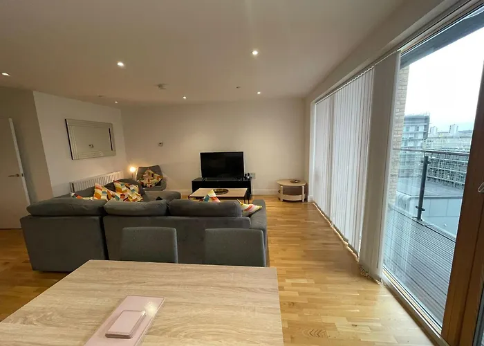 Lovely 2 Bedroom