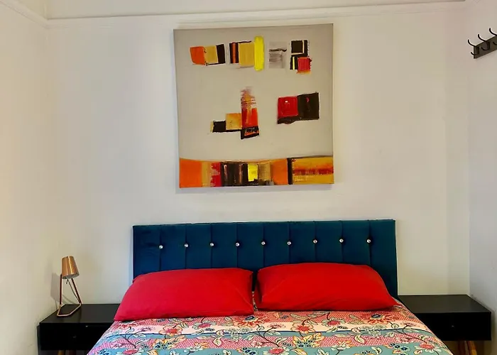 Bright And Airy Two Bedroom Apartment London