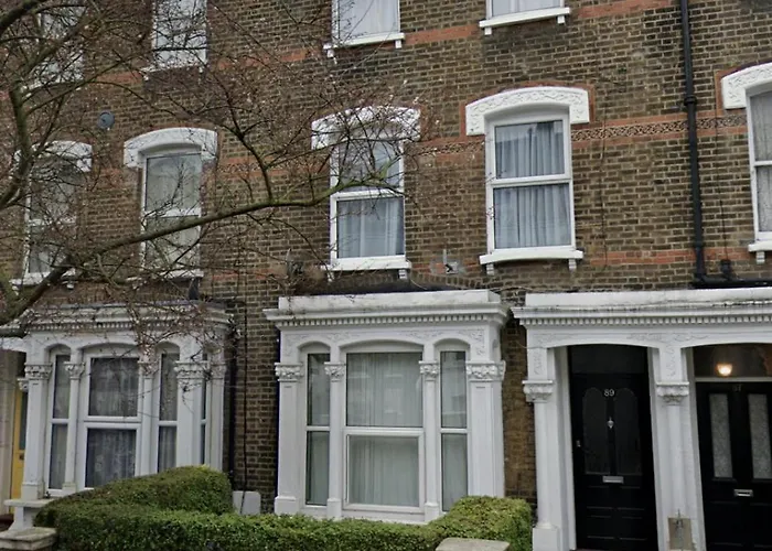 Cozy Studio In Finsbury Park Londra