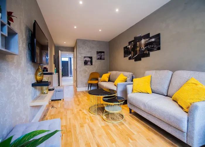 Luxury Fulham 3 Bedroom Garden House