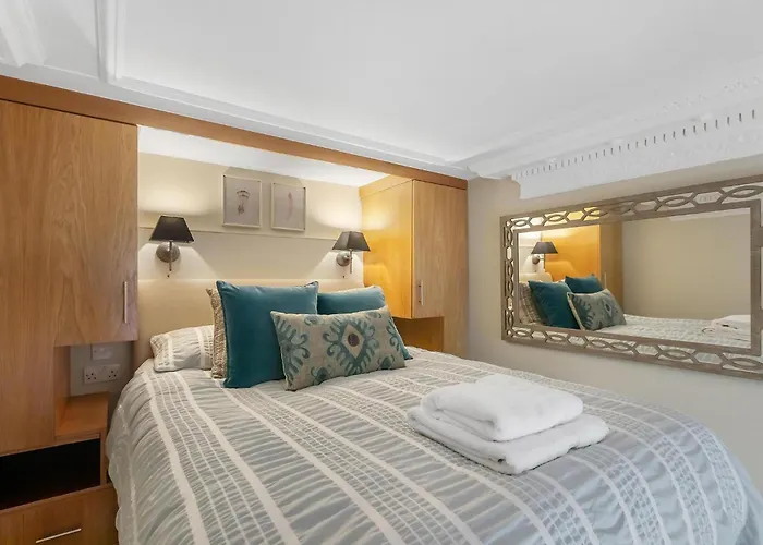 Stylish Kensington Apartments