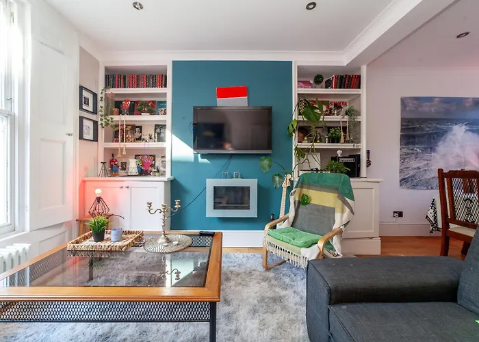 Double Room With Tv And Garden Hot Tub